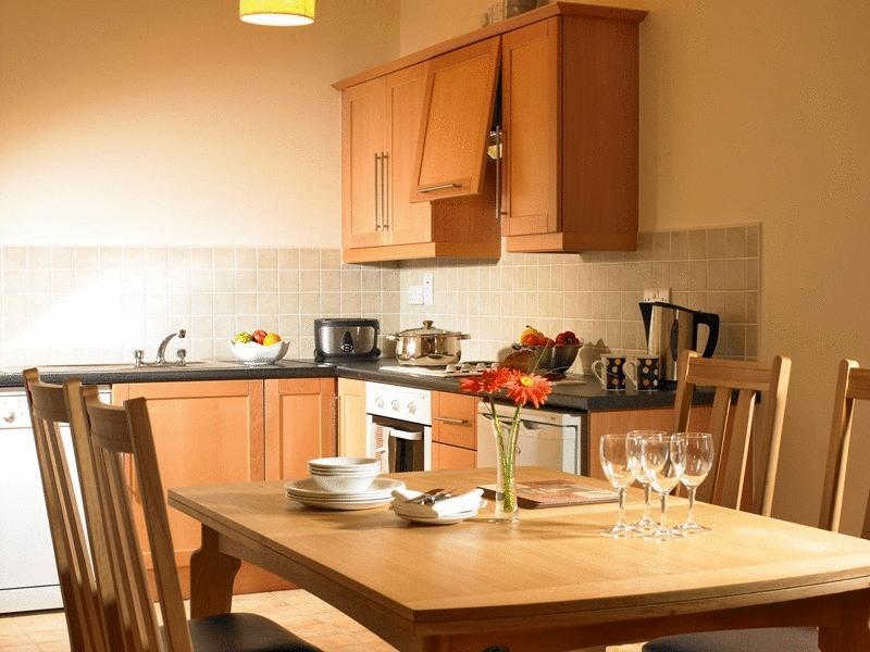 Golden'S Cove Apartments At Sneem Hotel Δωμάτιο φωτογραφία