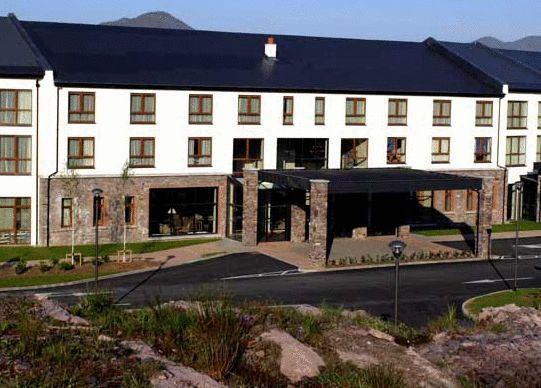 Golden'S Cove Apartments At Sneem Hotel Εξωτερικό φωτογραφία